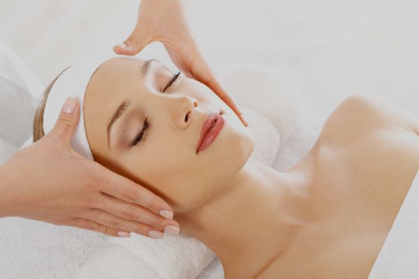 Doing face treatments